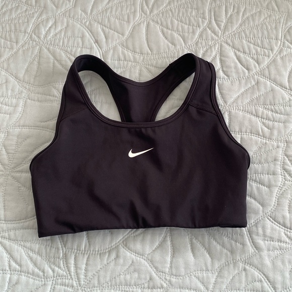 Nike sports bra - Picture 1 of 2